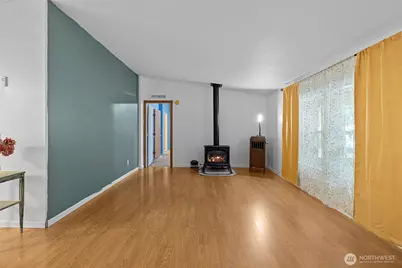 159 E Crescent Harbor Road, Oak Harbor, WA 98277 - Photo 6