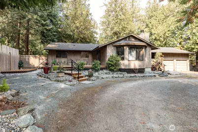 311 Willapa Place, La Conner, WA 98257 - Photo 1