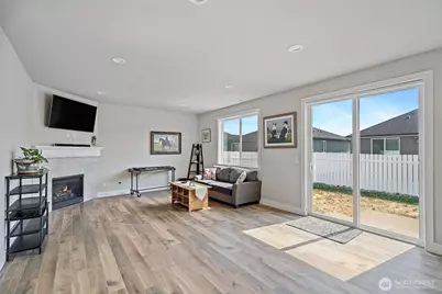 112 Madrona Lane SW, Orting, WA 98360 - Photo 4