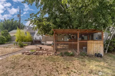 106 N Franklin Avenue, Wenatchee, WA 98801 - Photo 18