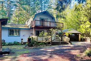 351 N Mount Jupiter Dr, Hoodsport, WA 98548 - Photo 2