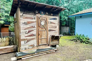 351 N Mount Jupiter Dr, Hoodsport, WA 98548 - Photo 26