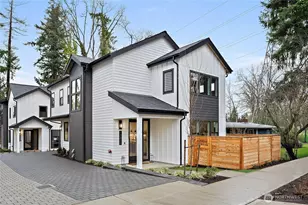 12426 NE 90th St, Kirkland, WA 98033 - Photo 1