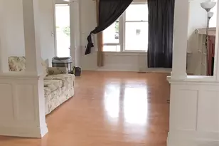 5011 8th Ave NE, Seattle, WA 98105 - Photo 8