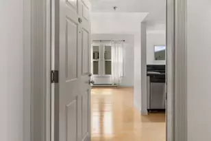 505 E Denny Way, Seattle, WA 98122 - Photo 8