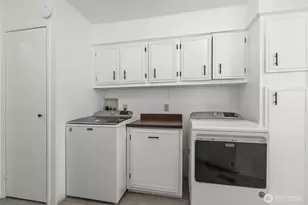 375 Union Ave SE, Renton, WA 98059 - Photo 14