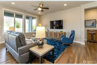 14812 180th Avenue E, Bonney Lake, WA 98391 - Photo 4