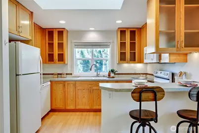 7761 Beacon Place NE #103, Bremerton, WA 98311 - Photo 8