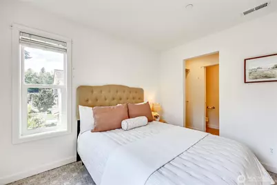 7761 Beacon Place NE #103, Bremerton, WA 98311 - Photo 18