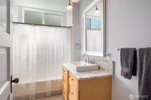 10110 SE Southworth Dr, Port Orchard, WA 98366 - Photo 16