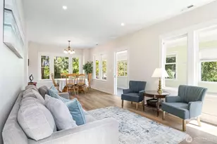 10110 SE Southworth Dr, Port Orchard, WA 98366 - Photo 6