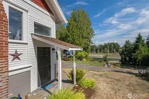 10110 SE Southworth Dr, Port Orchard, WA 98366 - Photo 2