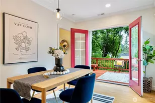 1528 NE 97th St, Seattle, WA 98115 - Photo 8