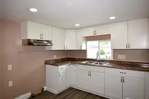 214 Holcomb Ave, Kelso, WA 98626 - Photo 10