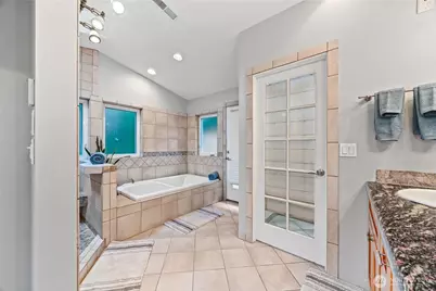 575 Mt Logan Drive SW, Issaquah, WA 98027 - Photo 22