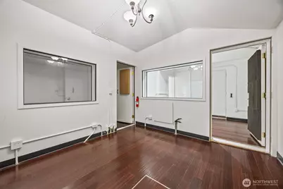 575 Mt Logan Drive SW, Issaquah, WA 98027 - Photo 34