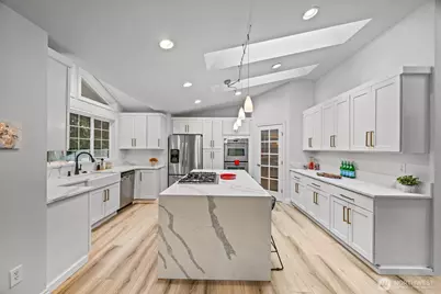 575 Mt Logan Drive SW, Issaquah, WA 98027 - Photo 10