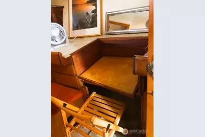 2040 Westlake Avenue N #10, Seattle, WA 98109 - Photo 8