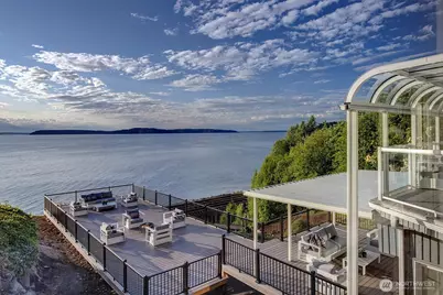 8001 Talbot Road, Edmonds, WA 98026 - Photo 16