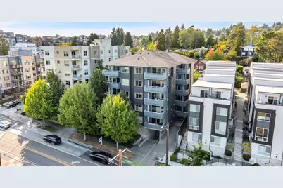 3112 SW Avalon Way #302, Seattle, WA 98126 - Photo 2