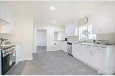 1214 S 5th Avenue, Kelso, WA 98626 - Photo 8