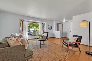 1191 NE Taftson St, Oak Harbor, WA 98277 - Photo 4