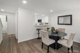 10215 NE 129th Ln, Kirkland, WA 98034 - Photo 16