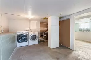 2202 NE 9th Pl, Renton, WA 98056 - Photo 16