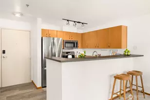 4020 Aurora Ave N, Seattle, WA 98103 - Photo 12