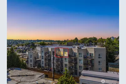 4020 Aurora Avenue N #411, Seattle, WA 98103 - Photo 28
