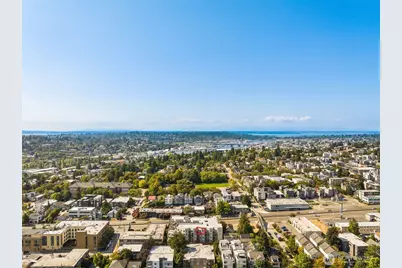 4020 Aurora Avenue N #411, Seattle, WA 98103 - Photo 36