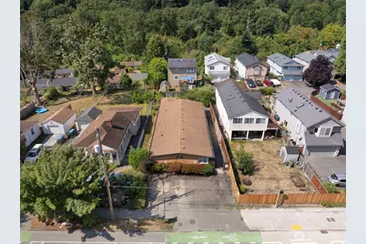 6705 Delridge Way SW, Seattle, WA 98106 - Photo 2