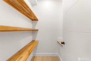 509 N 78th St, Seattle, WA 98103 - Photo 14