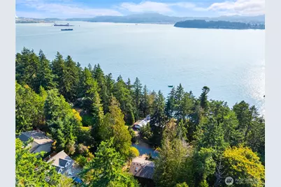 7604 Holiday Boulevard, Anacortes, WA 98221 - Photo 4