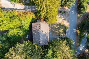 7604 Holiday Blvd, Anacortes, WA 98221 - Photo 6