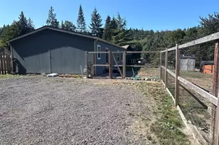 52 S Hemlock Ln, Port Angeles, WA 98362 - Photo 2