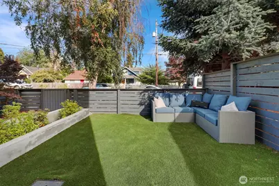 8009 27th Avenue NW, Seattle, WA 98117 - Photo 32