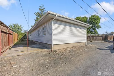 247 NE Ivy, Ephrata, WA 98823 - Photo 6