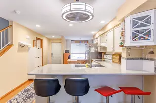 411 S 328th Pl, Federal Way, WA 98003 - Photo 8