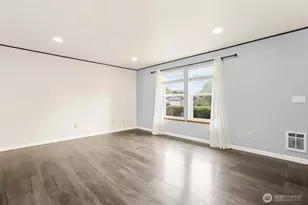 2705 E Broadway St, Mount Vernon, WA 98274 - Photo 6