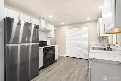 2705 E Broadway Street, Mount Vernon, WA 98274 - Photo 12