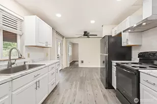 2705 E Broadway St, Mount Vernon, WA 98274 - Photo 14