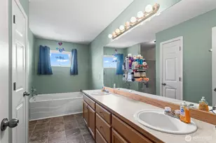 12815 120th Ave E, Puyallup, WA 98374 - Photo 18