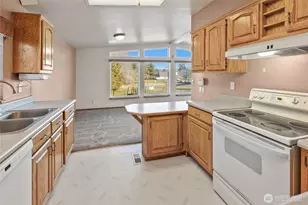 1190 Sunlight Dr, Cle Elum, WA 98922 - Photo 12