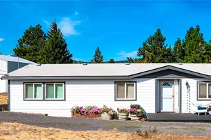 1190 Sunlight Dr, Cle Elum, WA 98922 - Photo 2