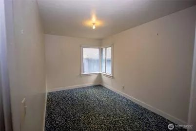 1122 W Spruce Street, Port Angeles, WA 98362 - Photo 14