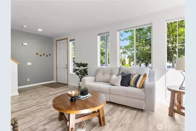 1331 Rowan Ct, DuPont, WA 98327 - Photo 8