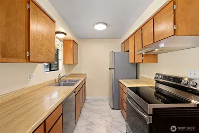 19028 SE Covington Sawyer Road, Kent, WA 98042 - Photo 8