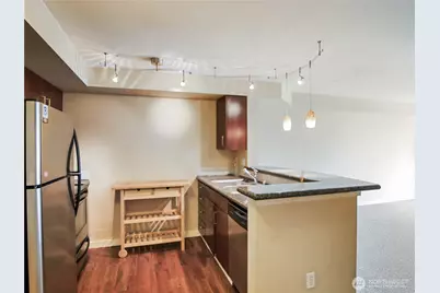 108 5th Avenue S #504, Seattle, WA 98105 - Photo 6