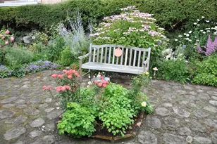 9733 Arrowsmith Ave S, Seattle, WA 98118 - Photo 32